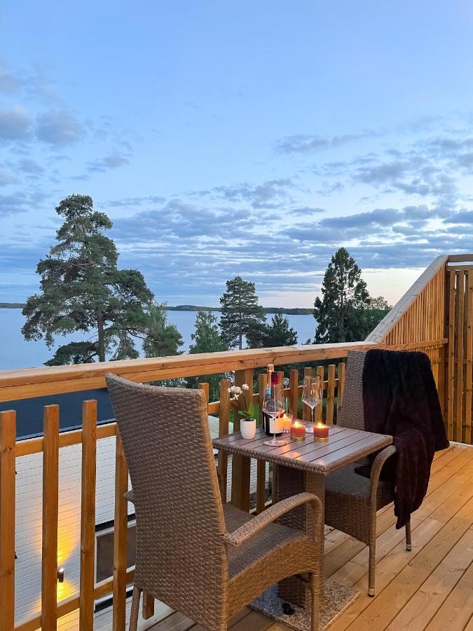New Lakehouse - Amazing Sea View And Private Pier! สต็อกโฮล์ม ภายนอก รูปภาพ